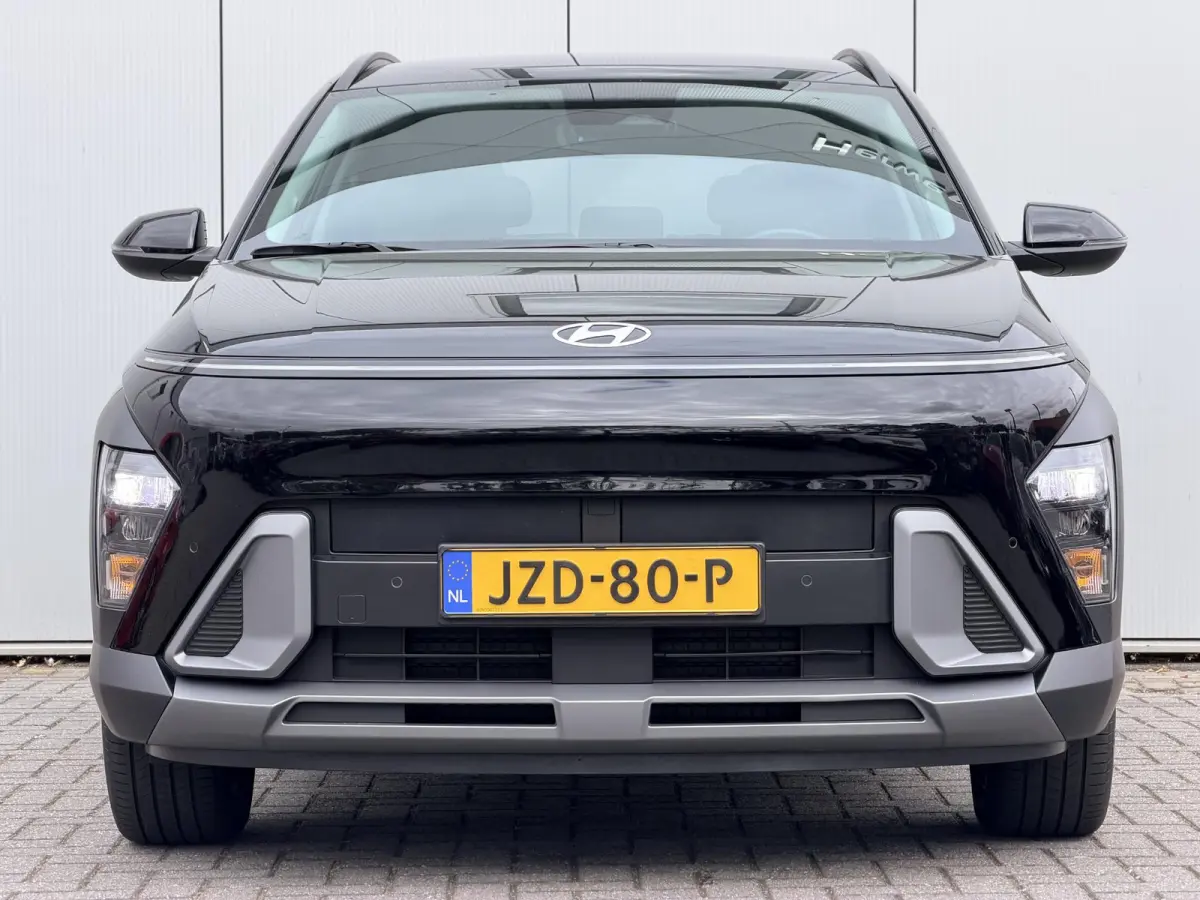 1.6 GDI HEV Comfort Smart / Fabrieksgarantie tot 2-2030 / Stoel- & Stuurverwarming / Navigatie / Achteruitrijcamera / Adaptive Cruise Control / Climate Control / LED Verlichting /