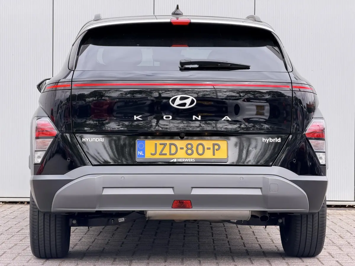 1.6 GDI HEV Comfort Smart / Fabrieksgarantie tot 2-2030 / Stoel- & Stuurverwarming / Navigatie / Achteruitrijcamera / Adaptive Cruise Control / Climate Control / LED Verlichting /