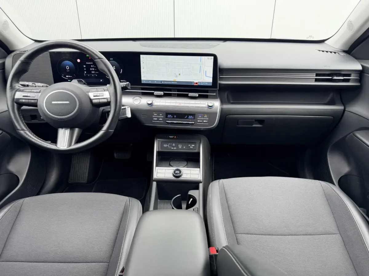 1.6 GDI HEV Comfort Smart / Fabrieksgarantie tot 2-2030 / Stoel- & Stuurverwarming / Navigatie / Achteruitrijcamera / Adaptive Cruise Control / Climate Control / LED Verlichting /