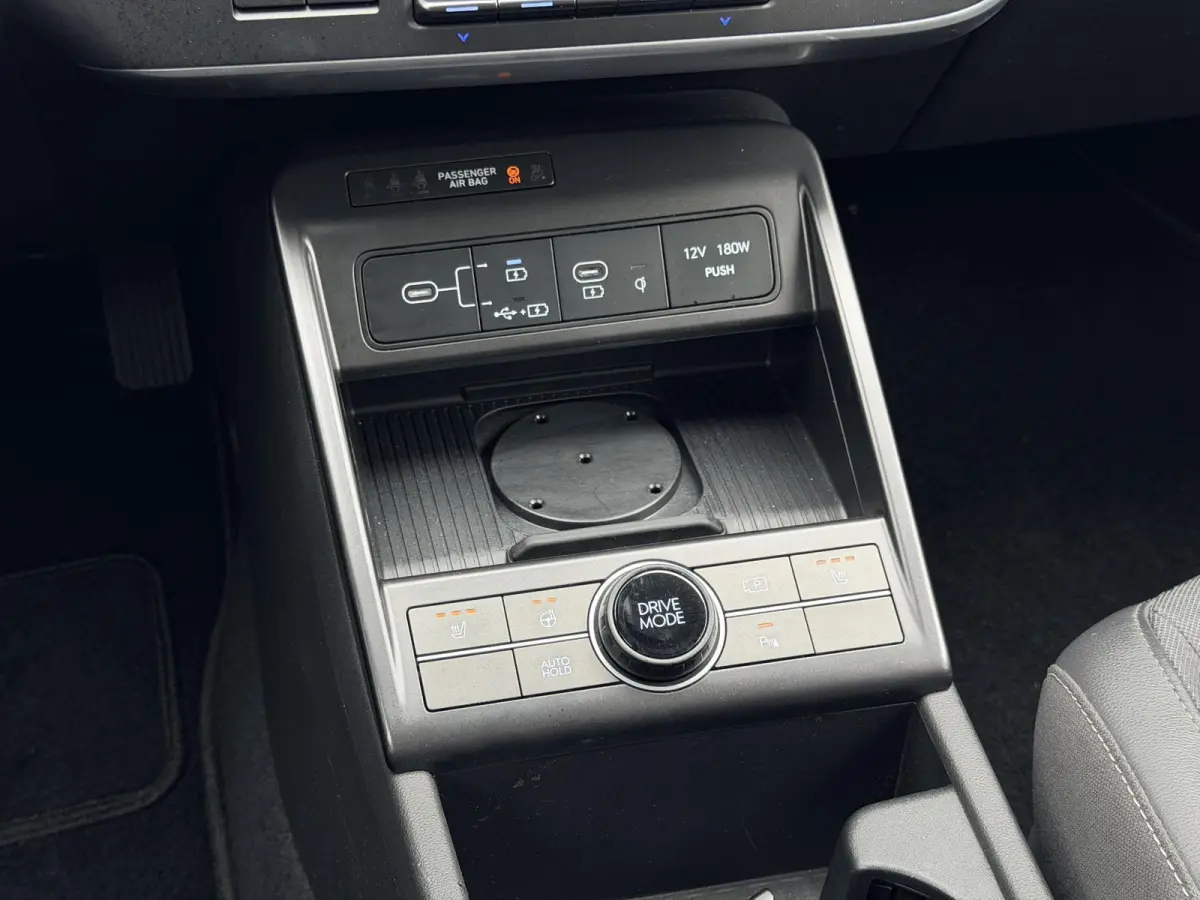 1.6 GDI HEV Comfort Smart / Fabrieksgarantie tot 2-2030 / Stoel- & Stuurverwarming / Navigatie / Achteruitrijcamera / Adaptive Cruise Control / Climate Control / LED Verlichting /