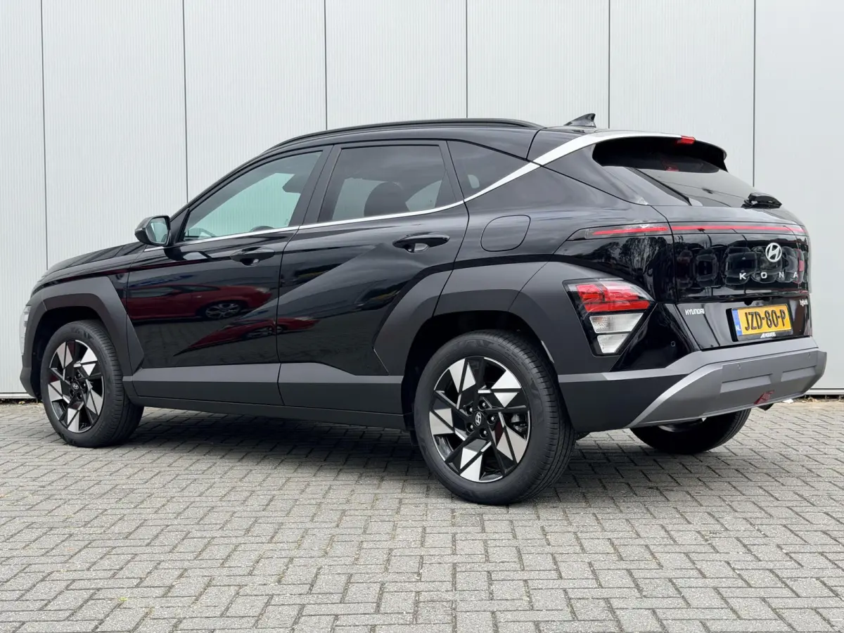 1.6 GDI HEV Comfort Smart / Fabrieksgarantie tot 2-2030 / Stoel- & Stuurverwarming / Navigatie / Achteruitrijcamera / Adaptive Cruise Control / Climate Control / LED Verlichting /