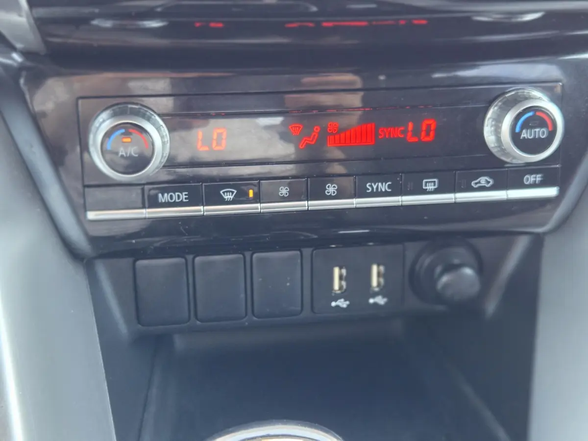 2.4 PHEV Instyle / Camera / Navi / Trekhaak 1500 kg / Dealer Onderhouden / Fabrieks garantie tot 05-07-2030 /