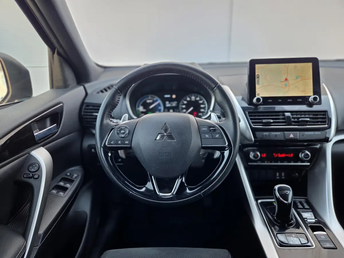 2.4 PHEV Instyle / Camera / Navi / Trekhaak 1500 kg / Dealer Onderhouden / Fabrieks garantie tot 05-07-2030 /