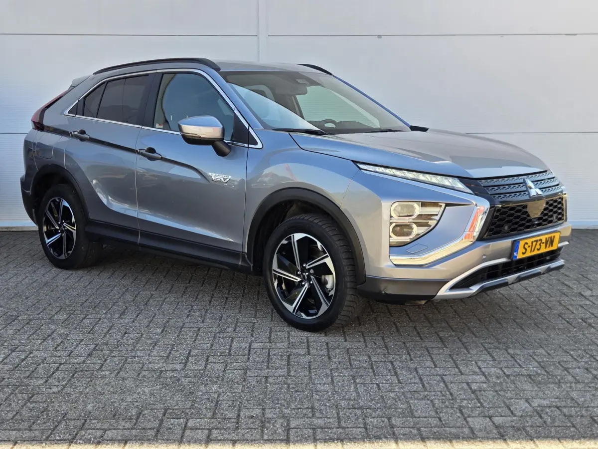 2.4 PHEV Instyle / Camera / Navi / Trekhaak 1500 kg / Dealer Onderhouden / Fabrieks garantie tot 05-07-2030 /