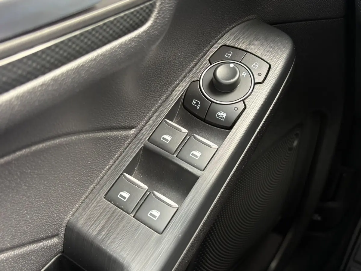 2.5 PHEV ST-Line X / Dealer onderhouden / Trekgewicht 1.500 kg / Navigatie / Stuur-, stoel- & achterbankverwarming / Parkeer assistent / Camera 360°  / Elektrische stoel & klep / 18" LM wie