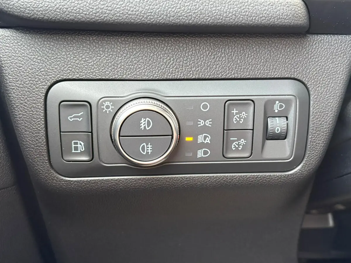 2.5 PHEV ST-Line X / Dealer onderhouden / Trekgewicht 1.500 kg / Navigatie / Stuur-, stoel- & achterbankverwarming / Parkeer assistent / Camera 360°  / Elektrische stoel & klep / 18" LM wie
