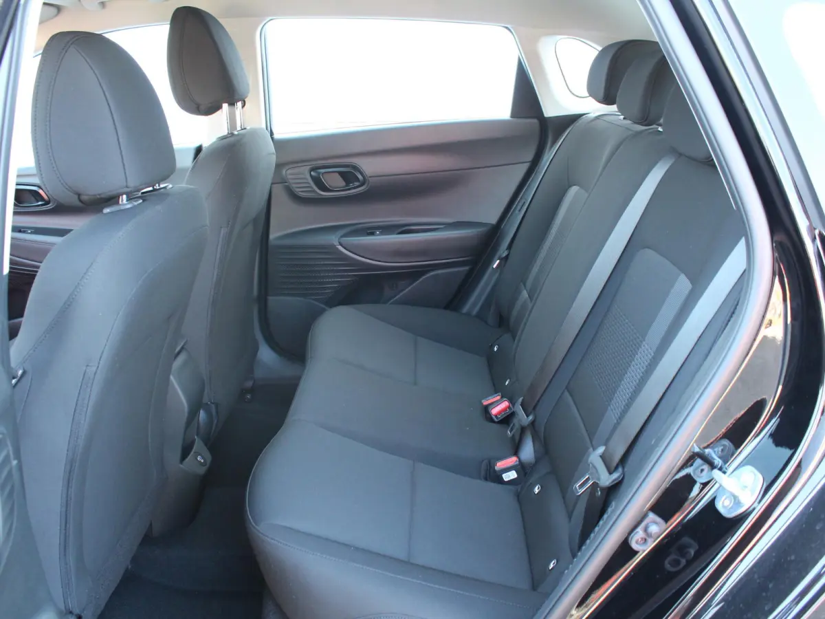 1.0 T-GDI Comfort / Navigatie via Android Auto/Apple Carplay / Airco / Cruise Control / Achteruitrijcamera / Bluetooth /