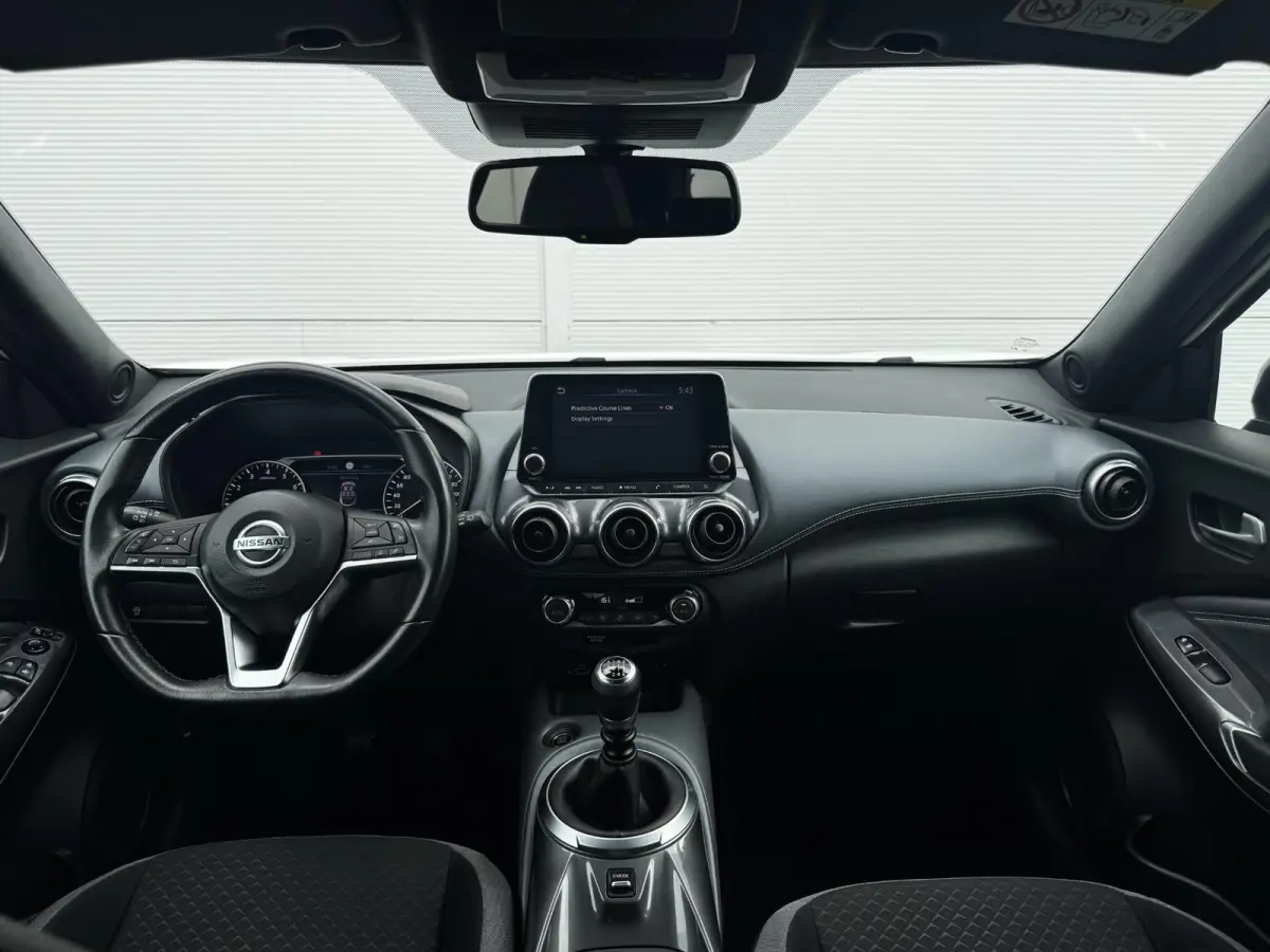 1.0 DIG-T N-Connecta / Navigatie via Apple Carplay of Android Auto / Achteruitrijcamera / Cruise control / Parkeersensoren achter / Climate control / Keyless Entry/Start /