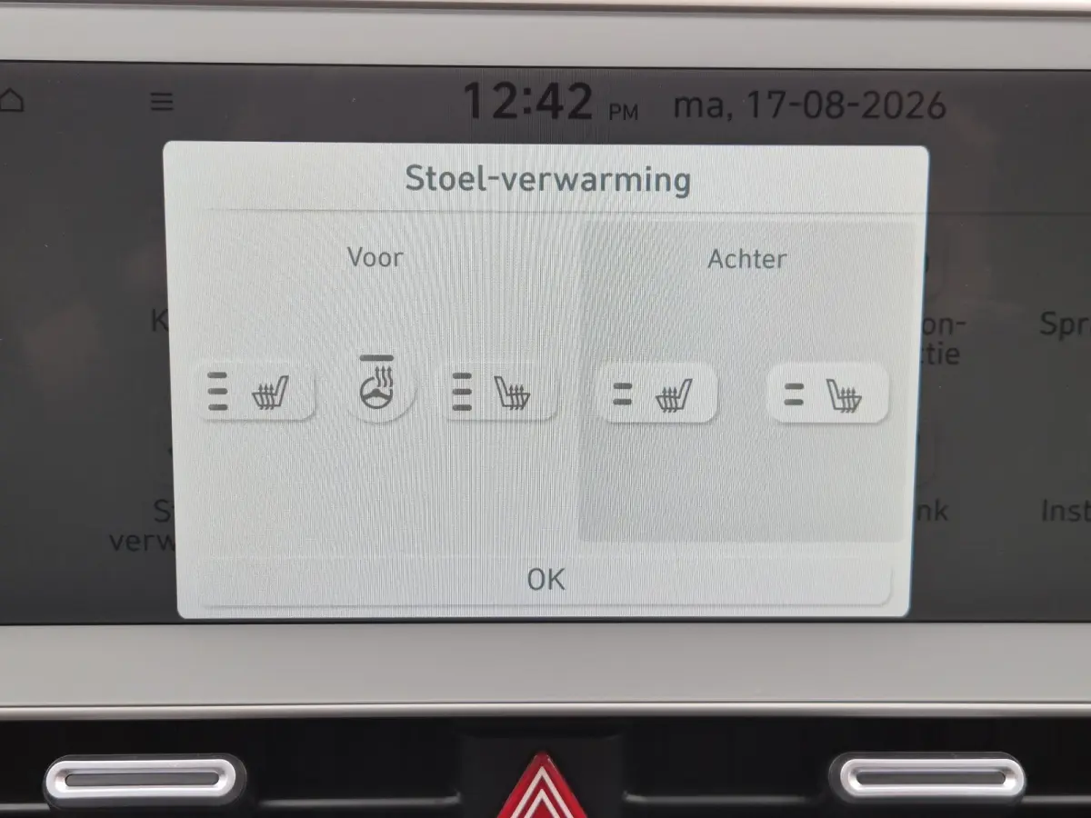 Connect+ 77.4 kWh / SOH 100% / Dealer onderhouden / Fabrieksgarantie tot 12-2028 / CCS snelladen / All season banden / Elektrische achterklep / Rondomzicht camera / Warmtepomp / Climate cont