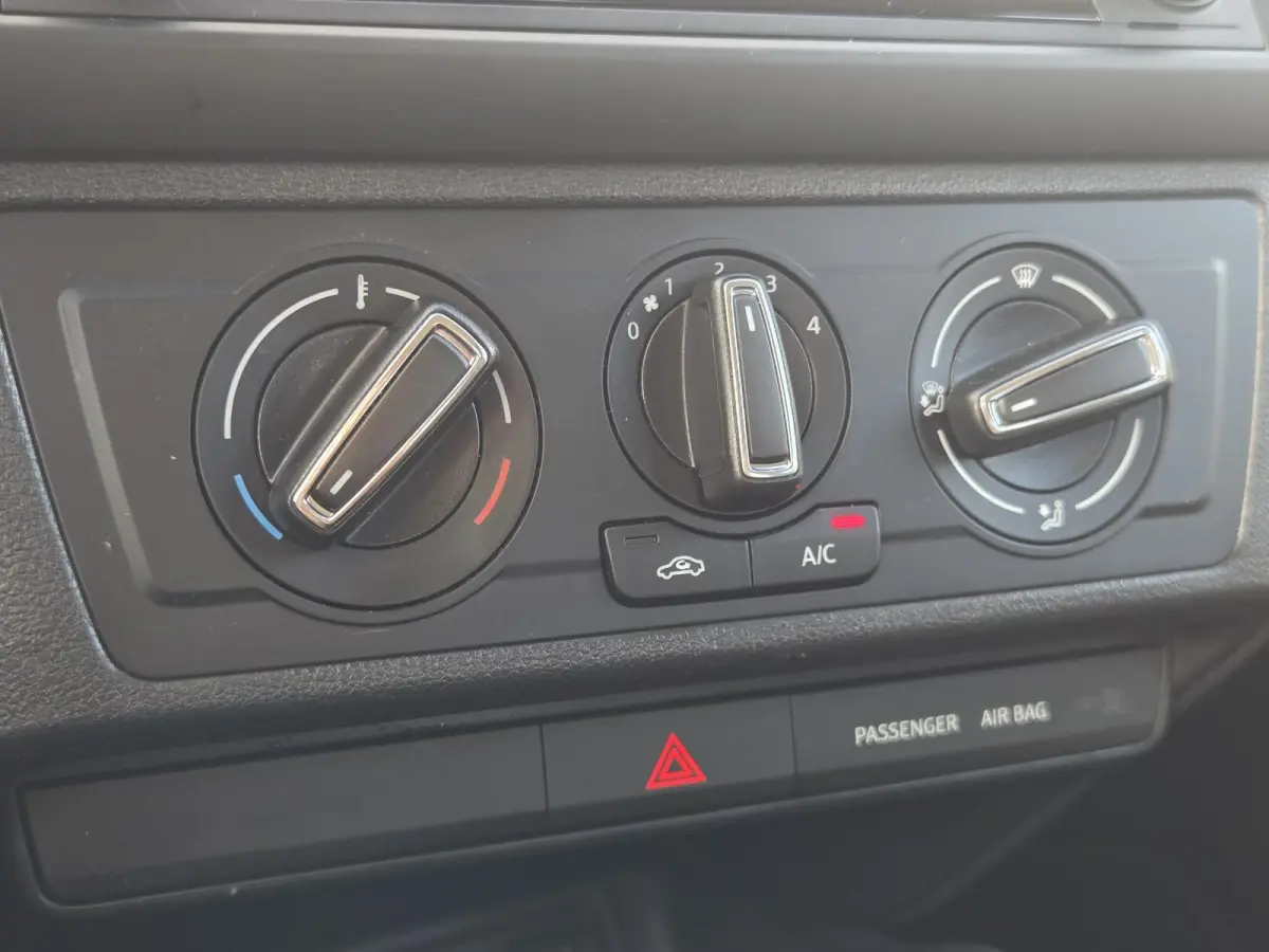 1.0 EcoTSI Style Connect / Eerste Eigenaar / Lage km-stand / Navi / Cruise / LM Velgen 16 /