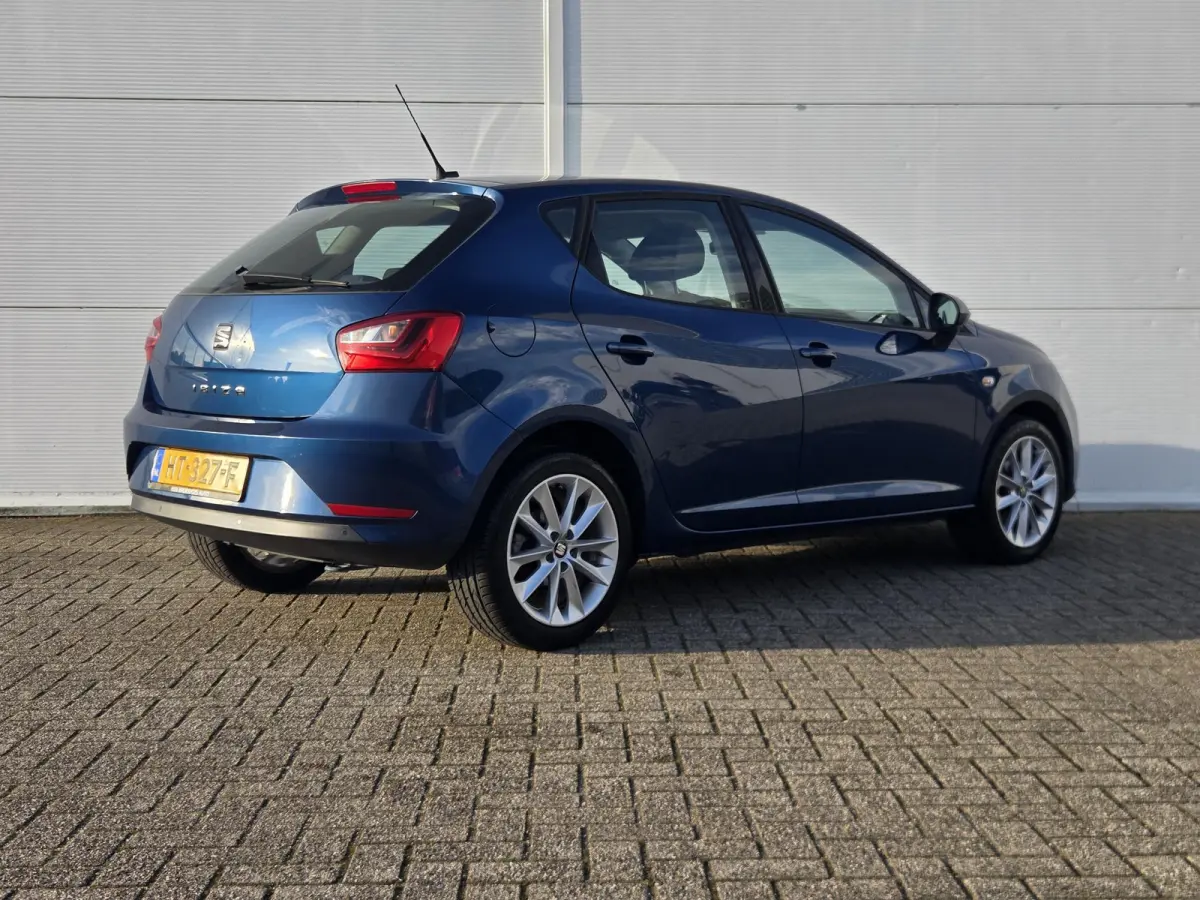 1.0 EcoTSI Style Connect / Eerste Eigenaar / Lage km-stand / Navi / Cruise / LM Velgen 16 /
