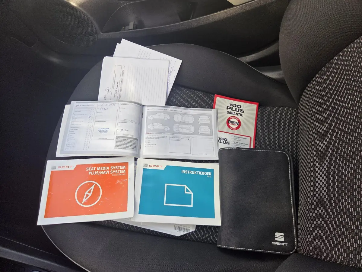 1.0 EcoTSI Style Connect / Eerste Eigenaar / Lage km-stand / Navi / Cruise / LM Velgen 16 /