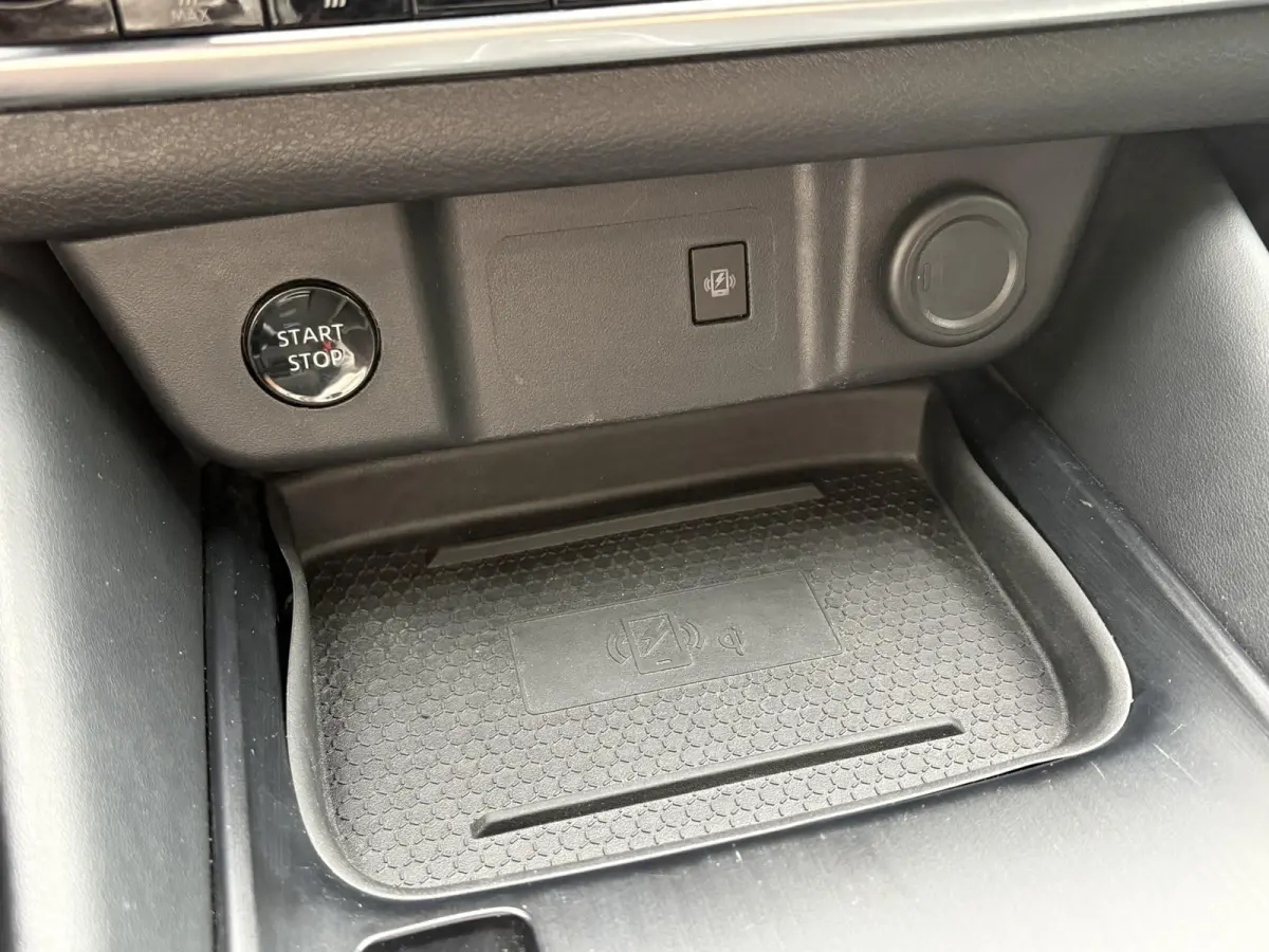 1.5 e-Power N-Connecta / Navigatie / 360 Camera / Dodehoek Detectie / Apple Carplay/Android Auto / Adaptieve Cruise / Clima / DAB /