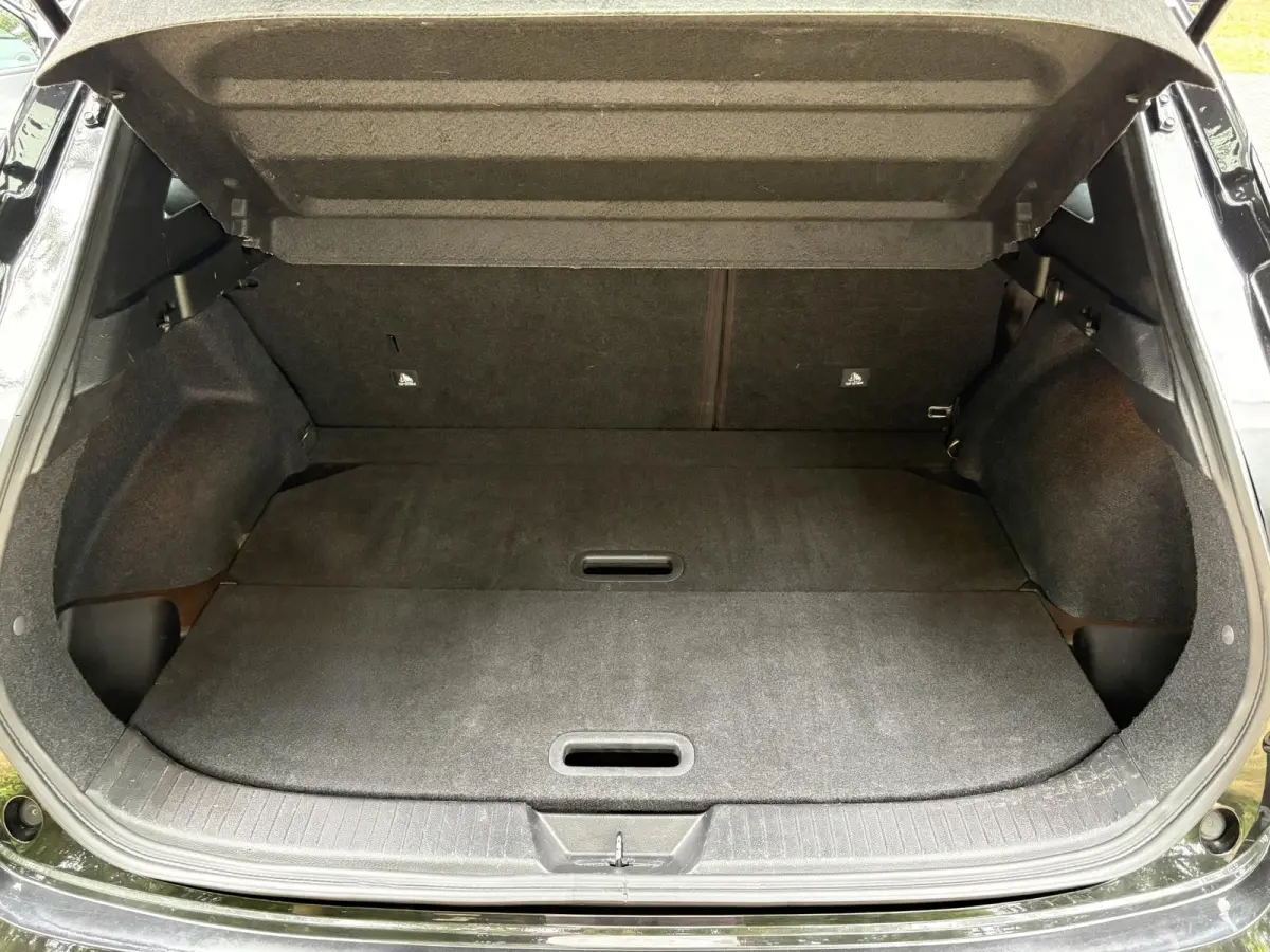 1.5 e-Power N-Connecta / Navigatie / 360 Camera / Dodehoek Detectie / Apple Carplay/Android Auto / Adaptieve Cruise / Clima / DAB /