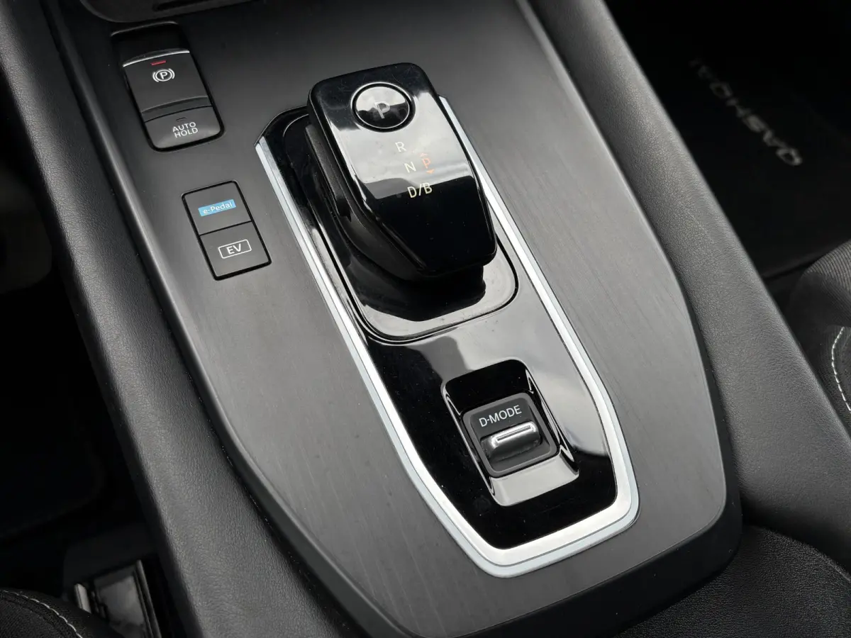 1.5 e-Power N-Connecta / Navigatie / 360 Camera / Dodehoek Detectie / Apple Carplay/Android Auto / Adaptieve Cruise / Clima / DAB /