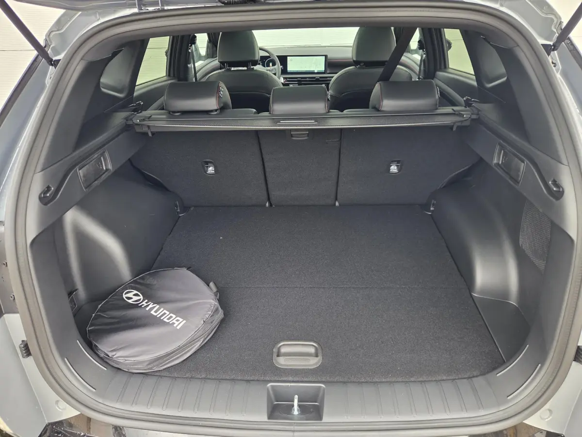 1.6 T-GDI PHEV N Line Sky ** Nieuw uit voorraad leverbaar ** / Stoel & Stuur Verwarming / Krell Audio / Achteruitrij Camera / Navigatie / Keyless /