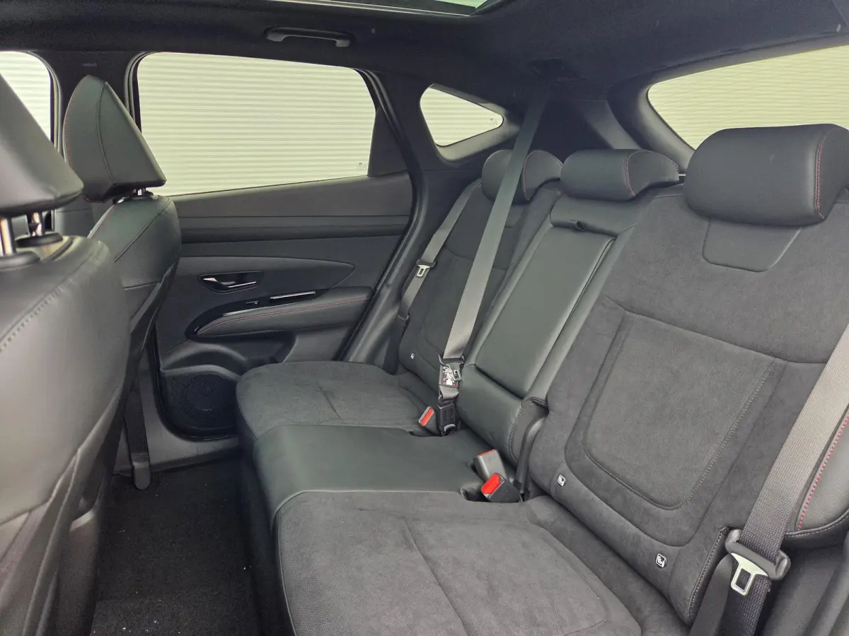 1.6 T-GDI PHEV N Line Sky ** Nieuw uit voorraad leverbaar ** / Stoel & Stuur Verwarming / Krell Audio / Achteruitrij Camera / Navigatie / Keyless /