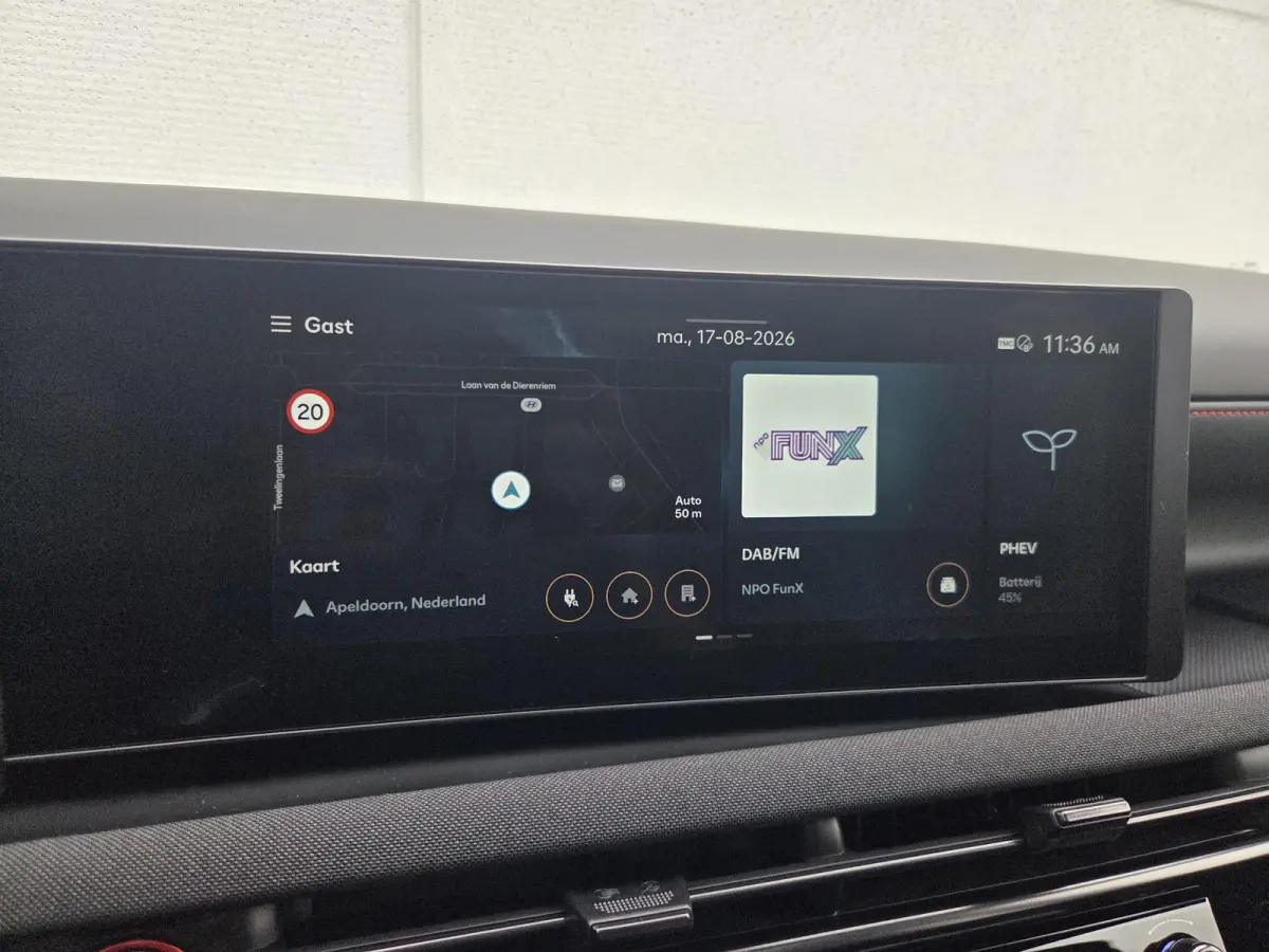 1.6 T-GDI PHEV N Line Sky ** Nieuw uit voorraad leverbaar ** / Stoel & Stuur Verwarming / Krell Audio / Achteruitrij Camera / Navigatie / Keyless /