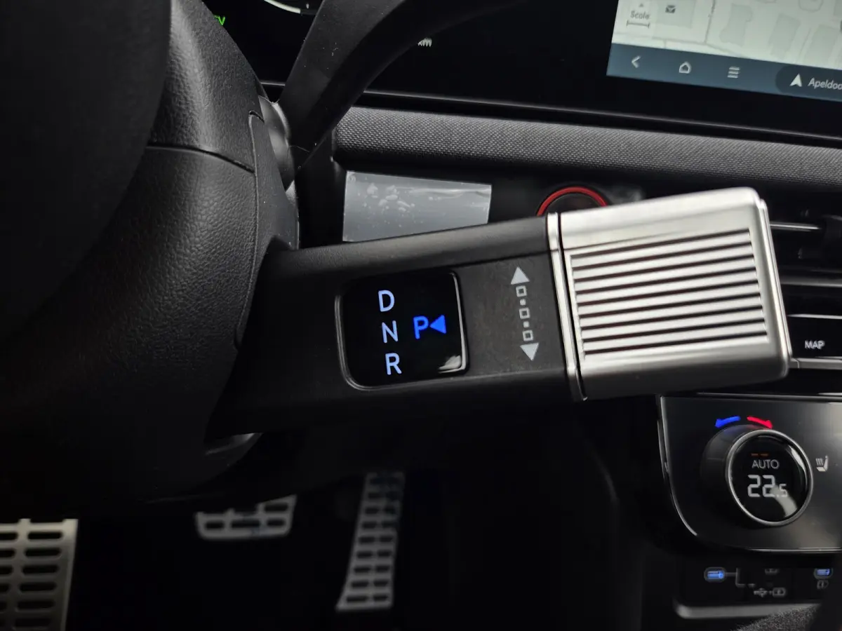 1.6 T-GDI PHEV N Line Sky ** Nieuw uit voorraad leverbaar ** / Stoel & Stuur Verwarming / Krell Audio / Achteruitrij Camera / Navigatie / Keyless /
