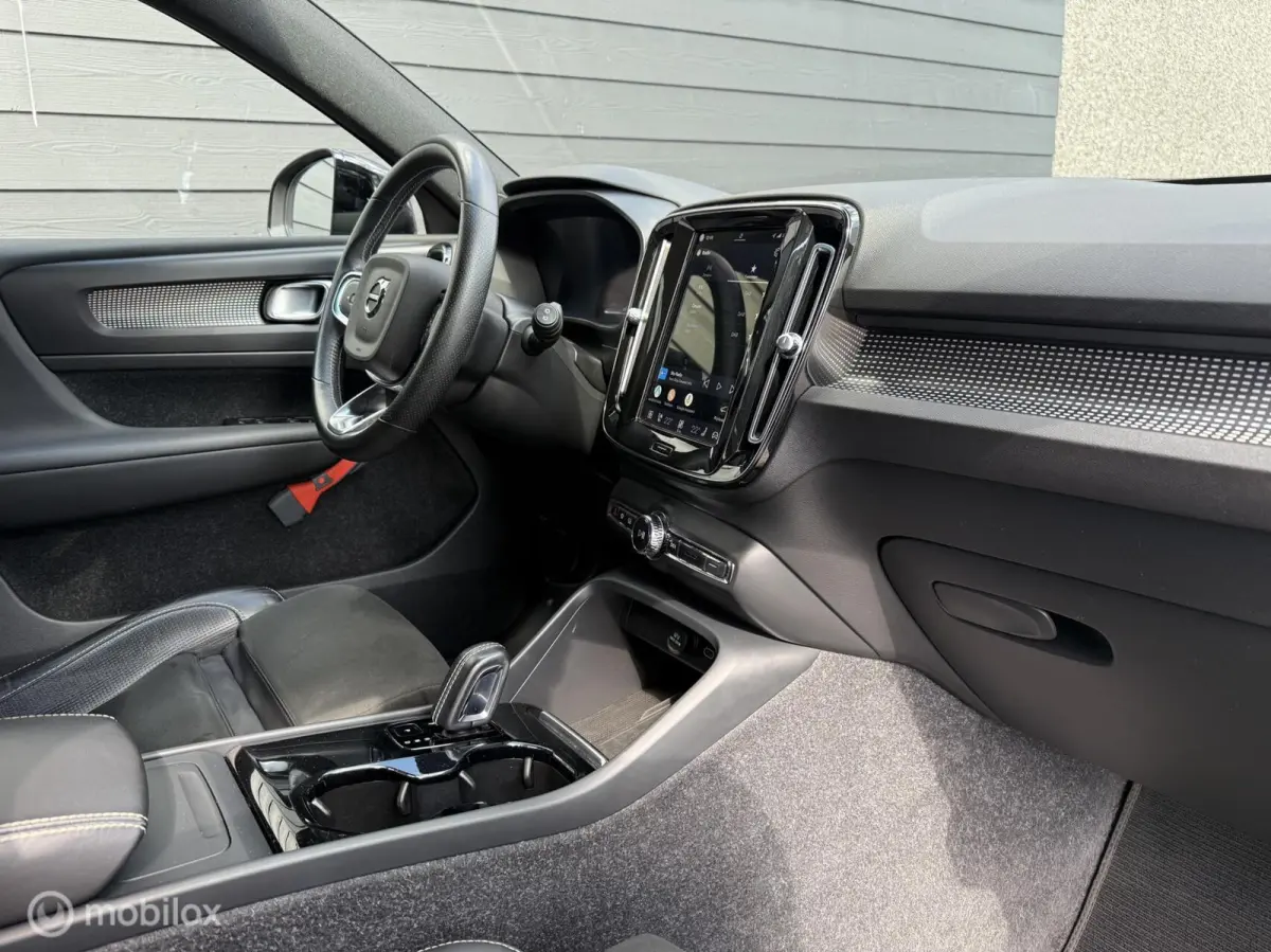 P8 AWD R-Design Camera/Winterpack/Carplay