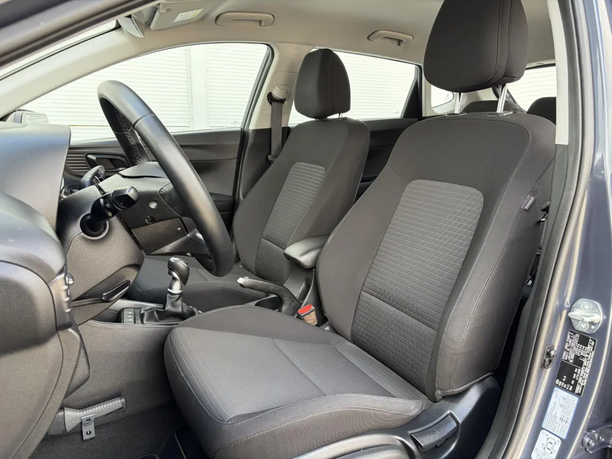 1.0 T-GDI Comfort Smart / All Season banden /