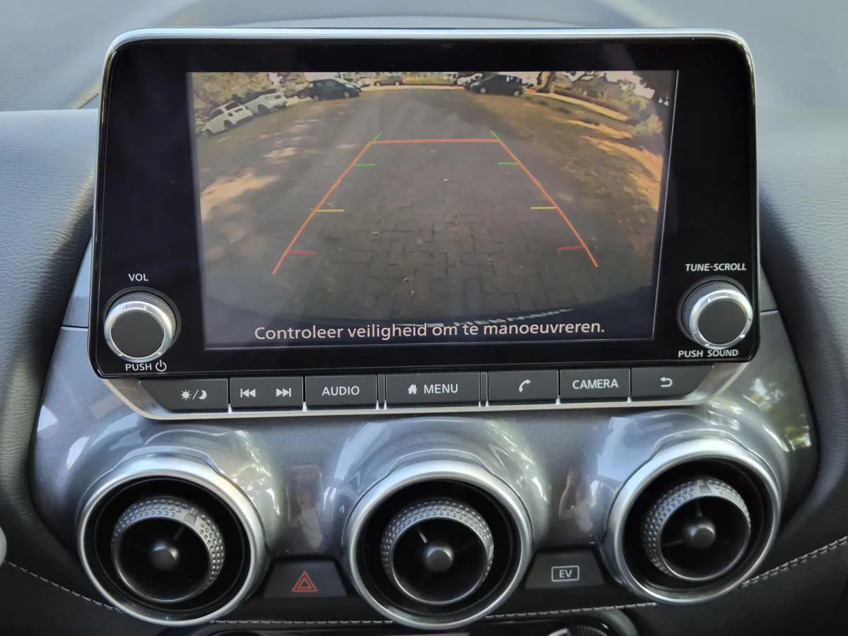 1.6 Hybrid N-Connecta / Fabrieksgarantie tot 03-2027 / Dealer onderhouden / Cruise control / Navigatie via Apple Carplay Android Auto / Achteruitrijcamera / Parkeersensoren voor en achter / 