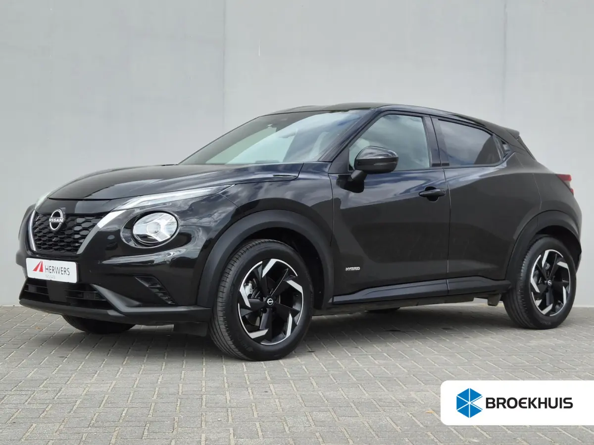 1.6 Hybrid N-Connecta / Fabrieksgarantie tot 03-2027 / Dealer onderhouden / Cruise control / Navigatie via Apple Carplay Android Auto / Achteruitrijcamera / Parkeersensoren voor en achter / 