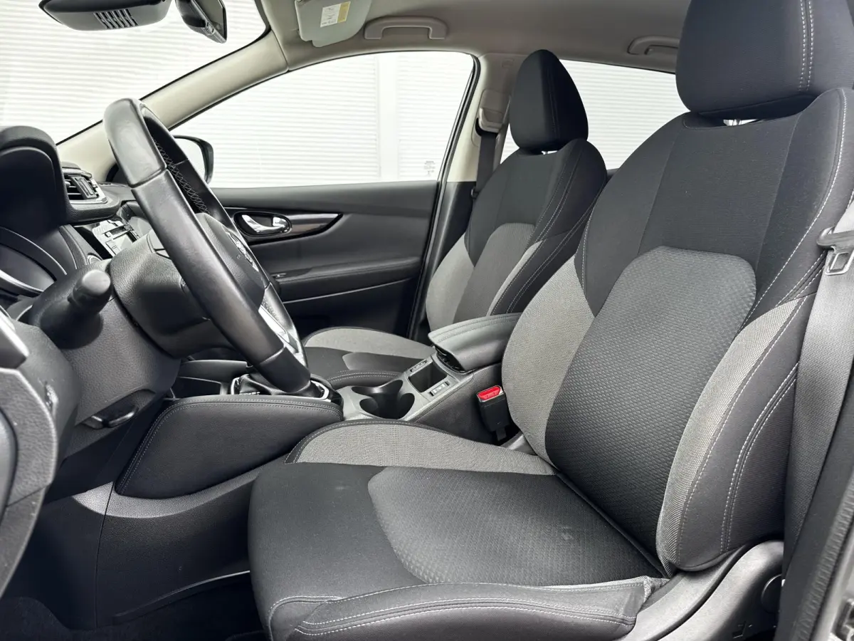 1.3 DIG-T N-Connecta / 360 camera  / Trekhaak (  1500 kg ) / Airco (automatisch) / Apple Carplay/Android Auto /