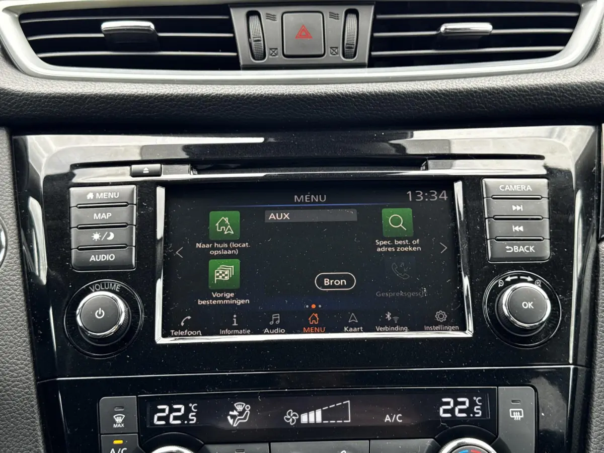1.3 DIG-T N-Connecta / 360 camera  / Trekhaak (  1500 kg ) / Airco (automatisch) / Apple Carplay/Android Auto /