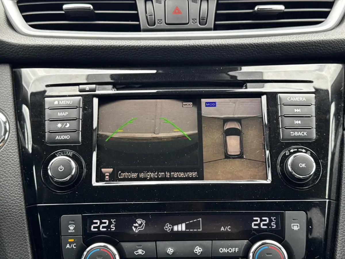 1.3 DIG-T N-Connecta / 360 camera  / Trekhaak (  1500 kg ) / Airco (automatisch) / Apple Carplay/Android Auto /