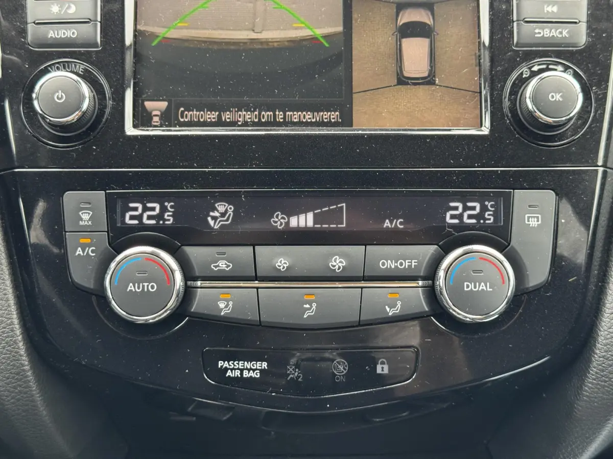 1.3 DIG-T N-Connecta / 360 camera  / Trekhaak (  1500 kg ) / Airco (automatisch) / Apple Carplay/Android Auto /