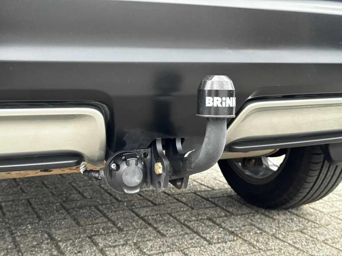 1.3 DIG-T N-Connecta / 360 camera  / Trekhaak (  1500 kg ) / Airco (automatisch) / Apple Carplay/Android Auto /