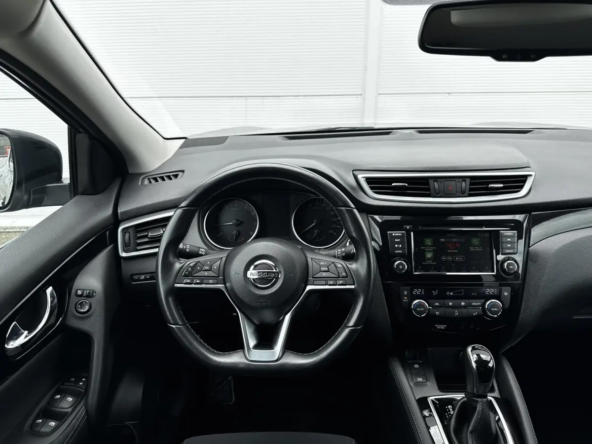 1.3 DIG-T N-Connecta / 360 camera  / Trekhaak (  1500 kg ) / Airco (automatisch) / Apple Carplay/Android Auto /