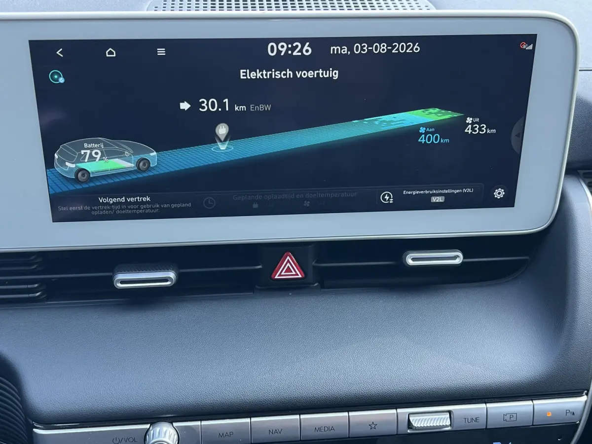 Style 73kWh / Dealer onderhouden / Accu SoH 100 % / Fabrieksgarantie tot 05-2027 / WLTP 481 km stad 686 km / CCS snel laden / warmtepomp / 1.600 kg trekgewicht / Stuur- en stoelverwarming / 
