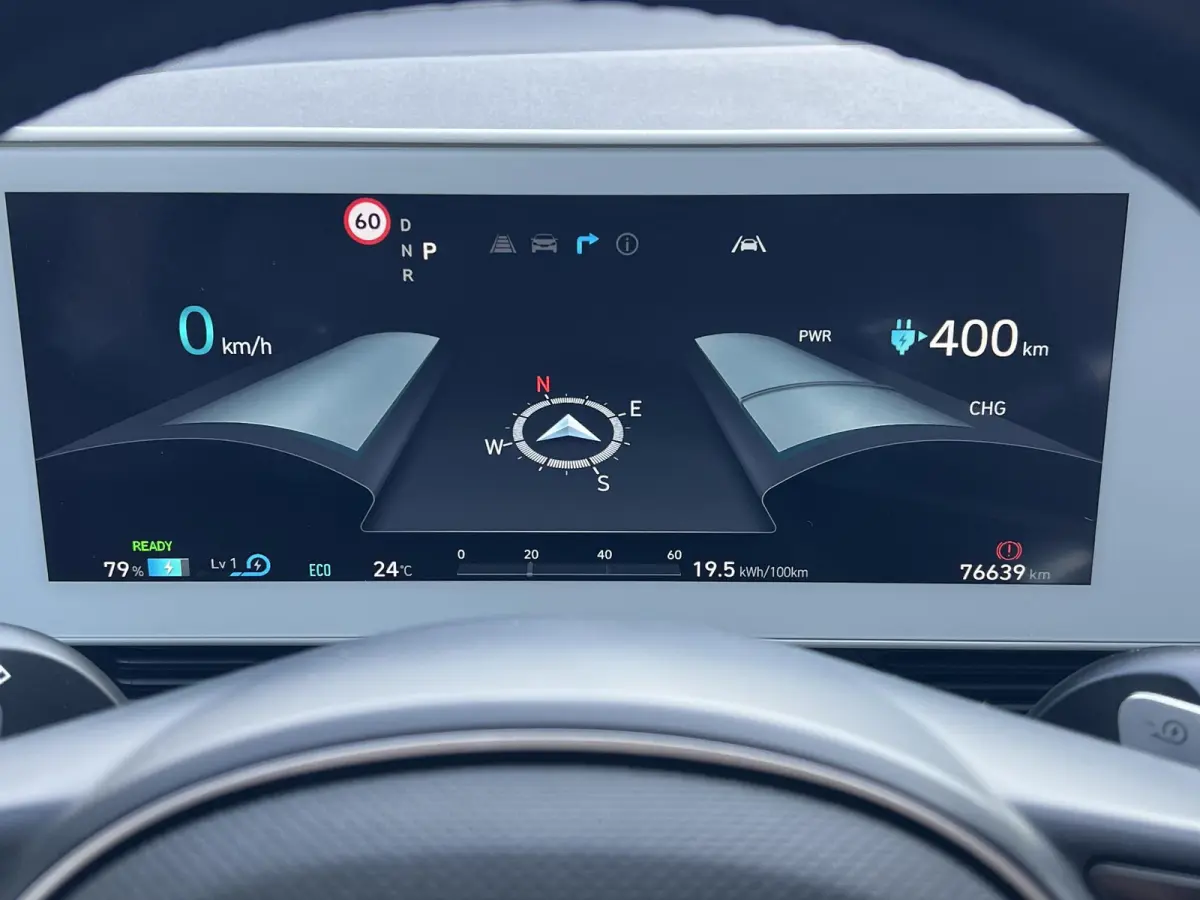 Style 73kWh / Dealer onderhouden / Accu SoH 100 % / Fabrieksgarantie tot 05-2027 / WLTP 481 km stad 686 km / CCS snel laden / warmtepomp / 1.600 kg trekgewicht / Stuur- en stoelverwarming / 