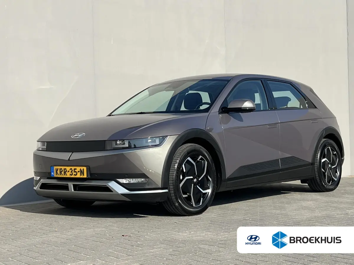 Style 73kWh / Dealer onderhouden / Accu SoH 100 % / Fabrieksgarantie tot 05-2027 / WLTP 481 km stad 686 km / CCS snel laden / warmtepomp / 1.600 kg trekgewicht / Stuur- en stoelverwarming / 