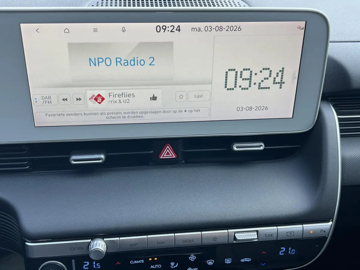 Style 73kWh / Dealer onderhouden / Accu SoH 100 % / Fabrieksgarantie tot 05-2027 / WLTP 481 km stad 686 km / CCS snel laden / warmtepomp / 1.600 kg trekgewicht / Stuur- en stoelverwarming / 