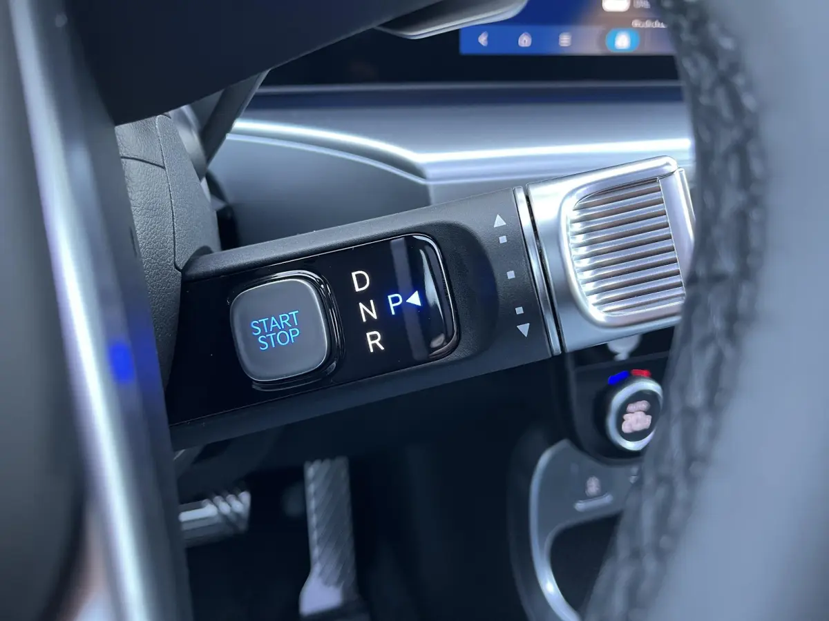 Lounge AWD 7p. 110.3 kWh | Nieuw uit voorraad leverbaar
