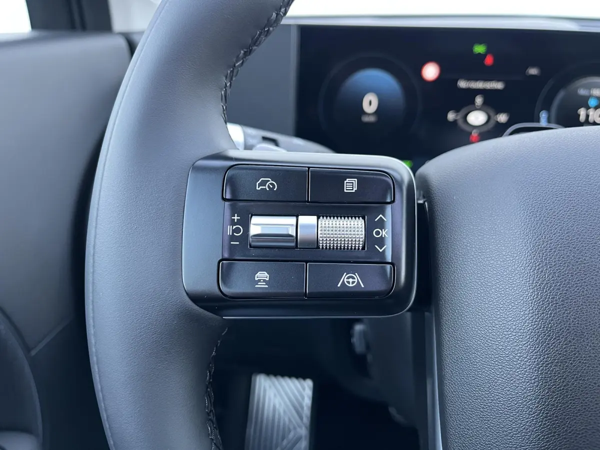 Lounge AWD 7p. 110.3 kWh | Nieuw uit voorraad leverbaar