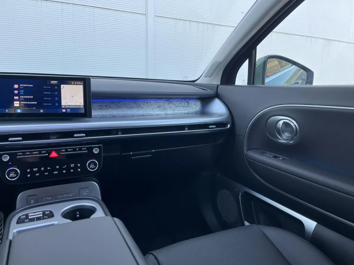 Lounge AWD 7p. 110.3 kWh | Nieuw uit voorraad leverbaar