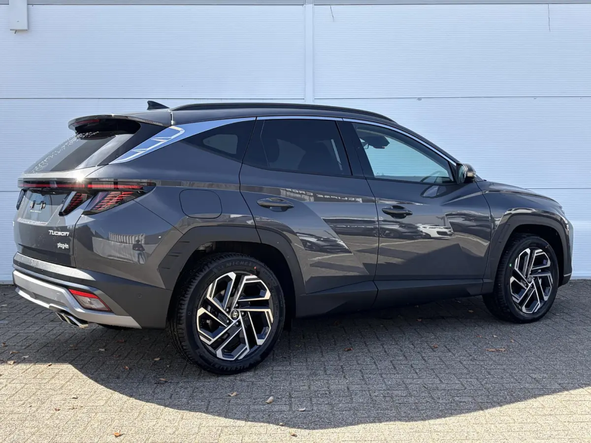 1.6 T-GDI PHEV Premium ** Nieuw uit voorraad leverbaar **