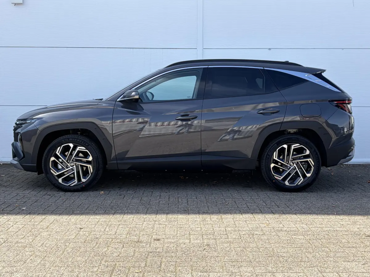 1.6 T-GDI PHEV Premium ** Nieuw uit voorraad leverbaar **