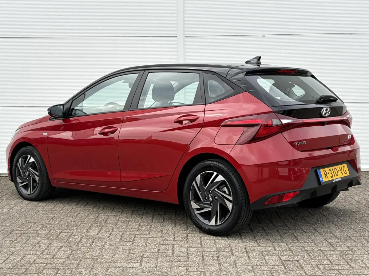 1.0 T-GDI Comfort / Cruise control / Apple Carplay/Android Auto / Rijstrooksensor met correctie / Airco /