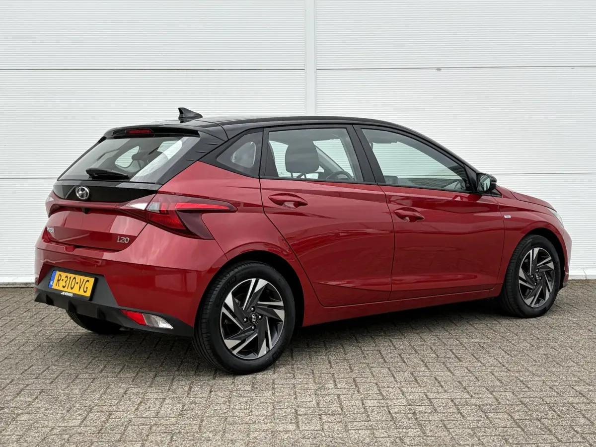 1.0 T-GDI Comfort / Cruise control / Apple Carplay/Android Auto / Rijstrooksensor met correctie / Airco /