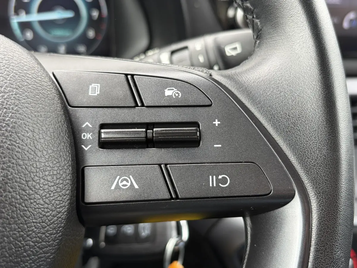 1.0 T-GDI Comfort / Cruise control / Apple Carplay/Android Auto / Rijstrooksensor met correctie / Airco /