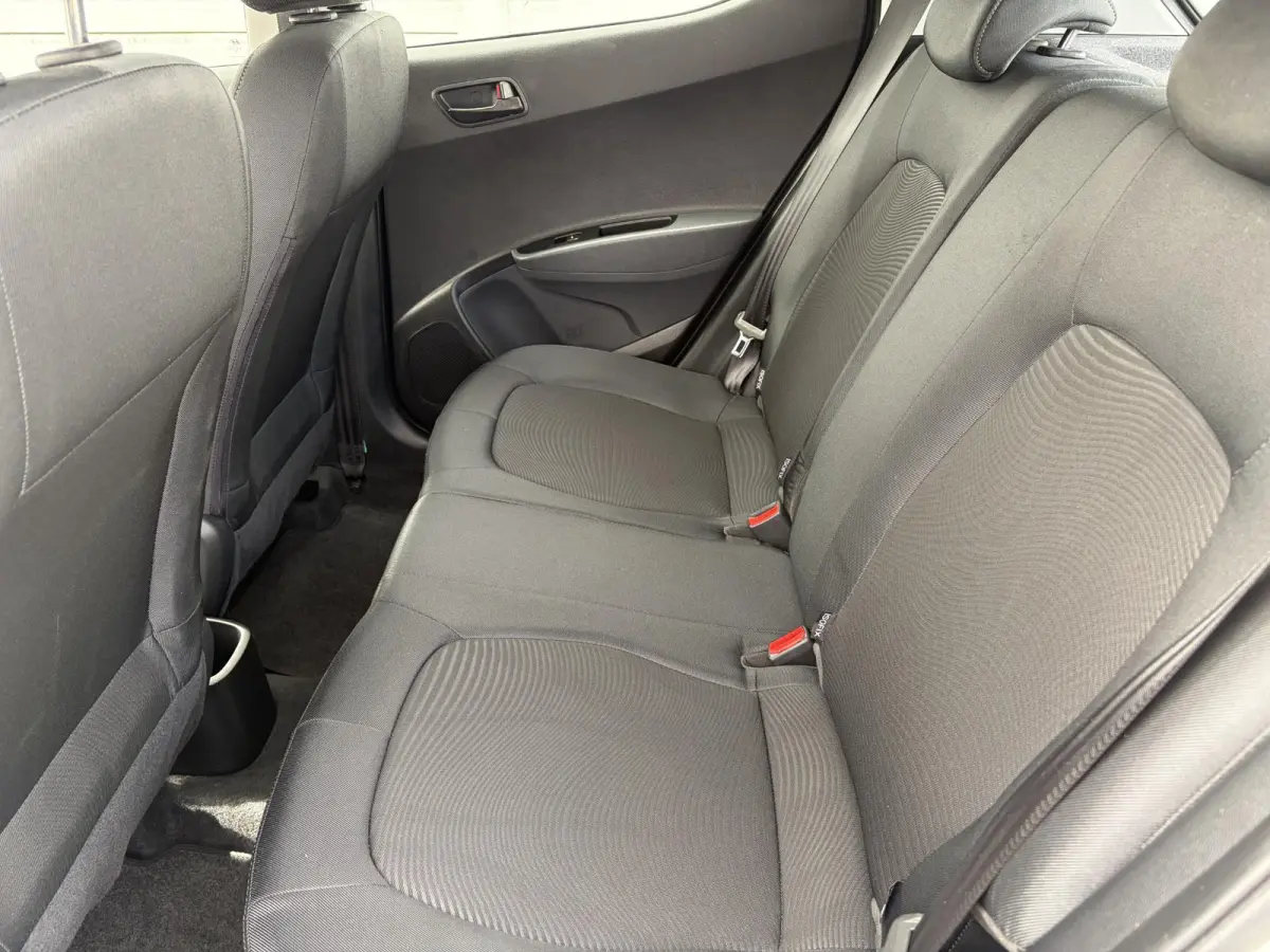 1.0i Comfort / Airco / Cruise control /