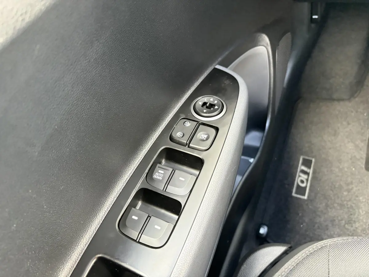 1.0i Comfort / Airco / Cruise control /