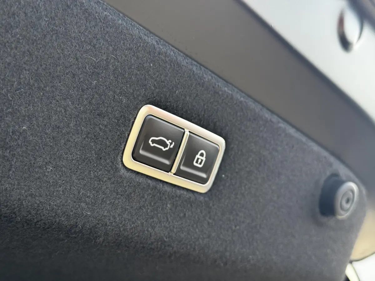 Connect 53 kWh * NU MET 15000,- KORTING* NIEUW UIT VOORRAAD LEVERBAAR*