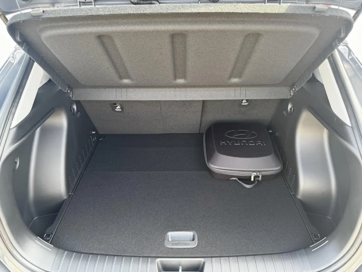 Comfort 48.4 kWh / €4000,- voordeel op nieuwprijs / Rijklaarprijs / Direct Leverbaar