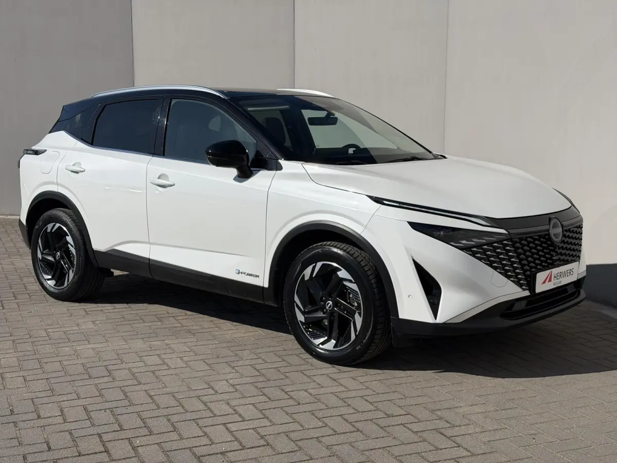 1.5 e-Power N-Connecta / Panoramadak / Facelift / Navigatie / 360 Camera / Dodehoek Detectie /  Apple Carplay& Android Auto / Adaptieve Cruise / Clima / DAB /